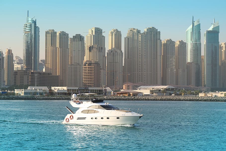 Dubai Marina Sharing Yacht